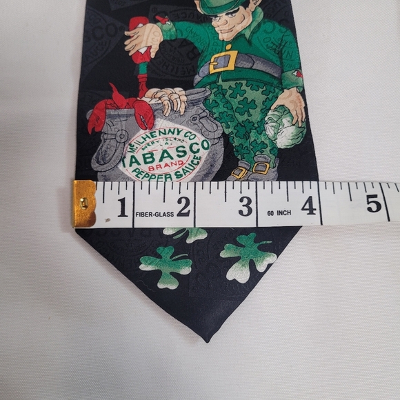 Tabasco Hot Sauce 100% Silk Black St. Patrick's Day Leprechaun Tie - Picture 8 of 9